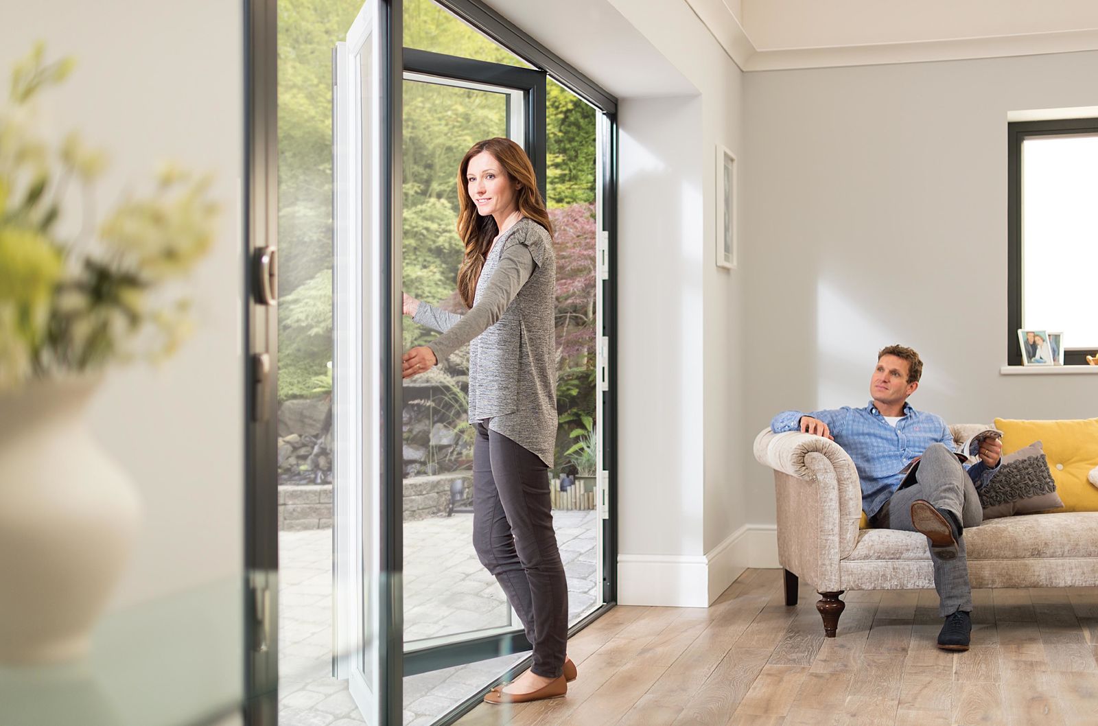 Origin contemporary OB-72 bifold door